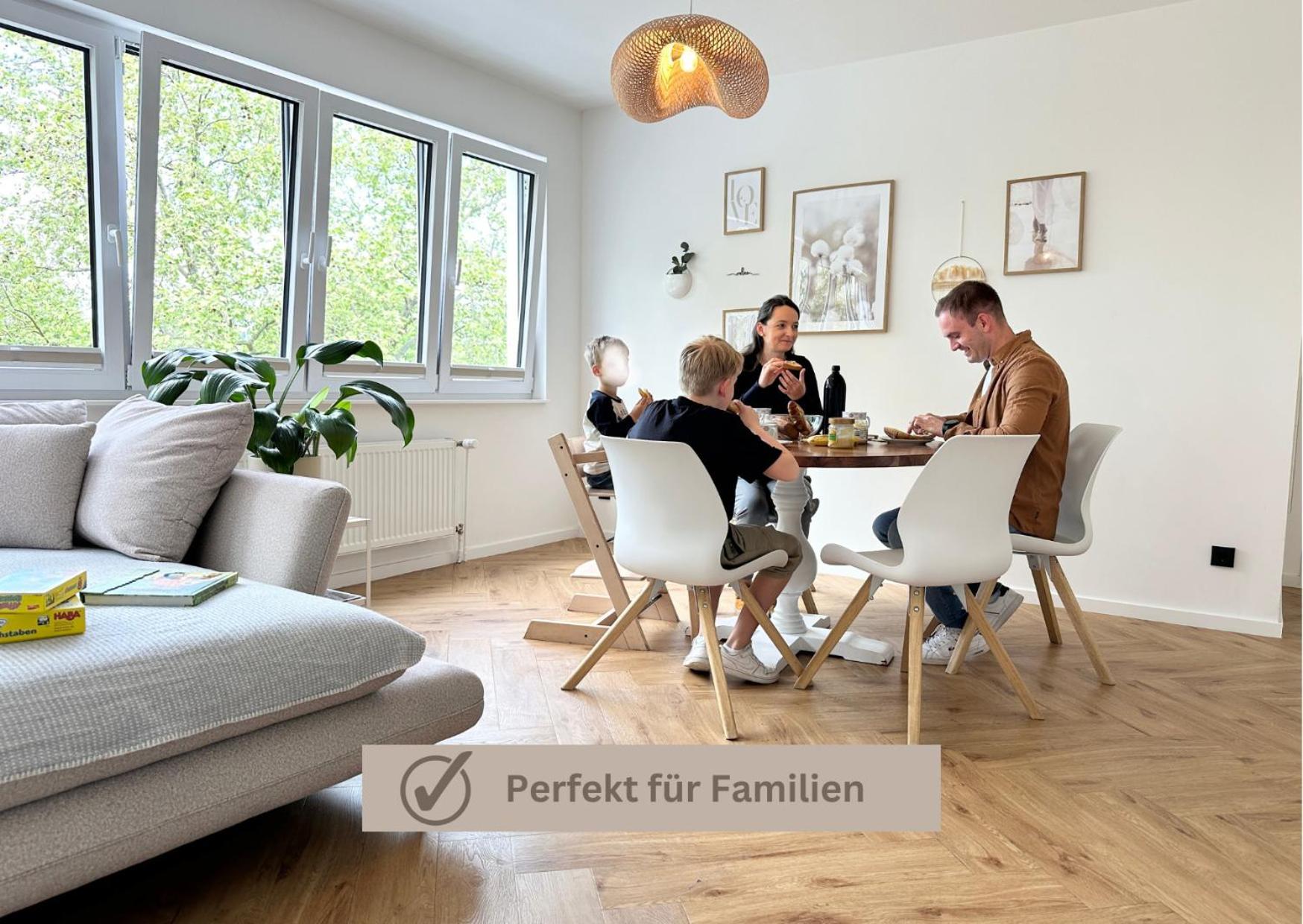 Relax Apartment - Fuer Familien, Stadtnah, Mit Parkplatz โคเบลนซ์ ภายนอก รูปภาพ